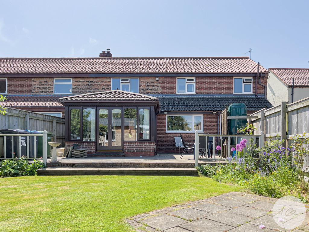 Dalton, Dalton, Thirsk, YO7 4 bed semidetached house £380,000