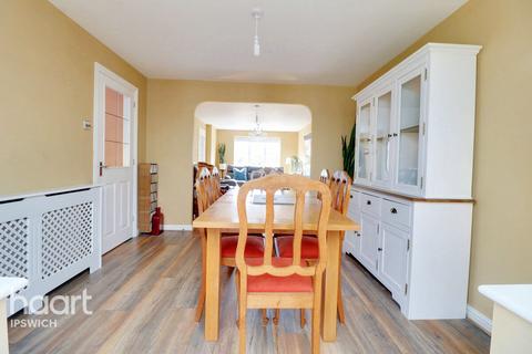 8 Riley Close, Ipswich, IP1 5QD