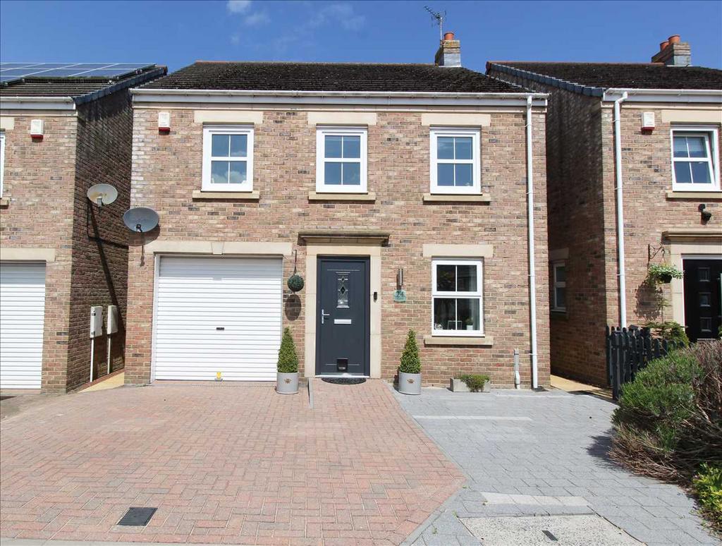 Aysgarth, East Hartford, Cramlington 5 bed detached house for sale £