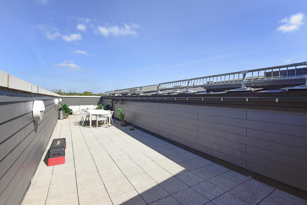 Reoof Terrace