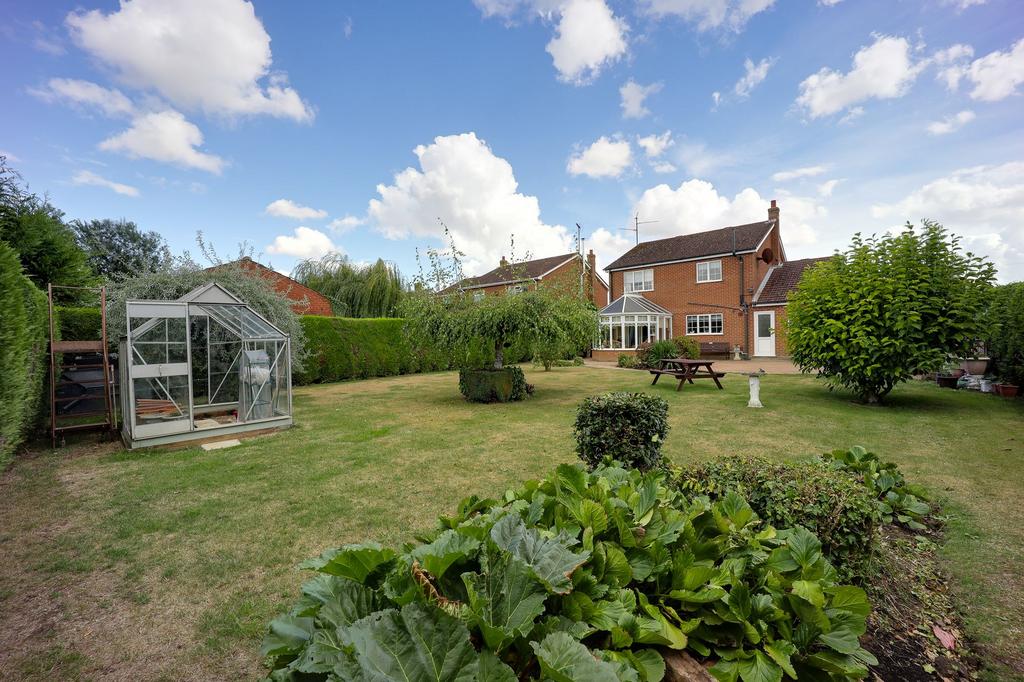 Smeeth Road, Marshland St. James, PE14 3 bed detached house for sale