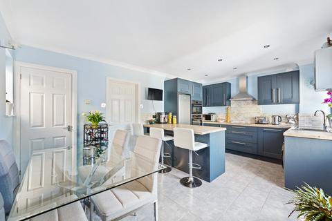 55 Read Road, Ashtead, KT21 2HX