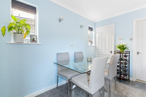 55 Read Road, Ashtead, KT21 2HX
