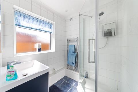 55 Read Road, Ashtead, KT21 2HX