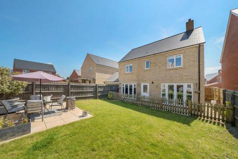 7 Burrows Crescent, Chipping Norton, OX7 5TZ