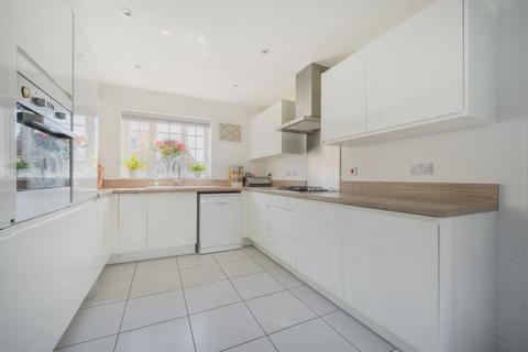 7 Burrows Crescent, Chipping Norton, OX7 5TZ