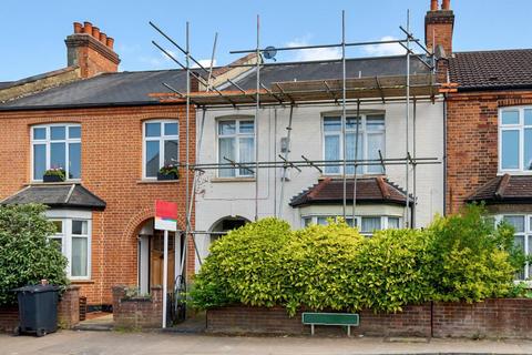 77 Royston Road, London, SE20 7QW
