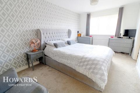 75 Harvest Way, Harleston, IP20 9GE