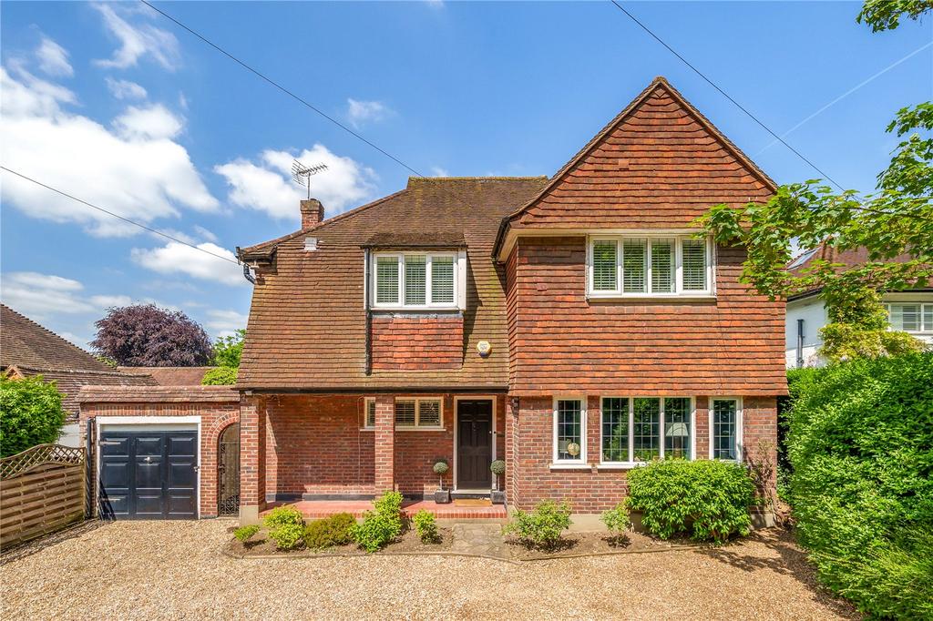 Lammas Lane, Esher, KT10 5 bed detached house for sale £1,375,000