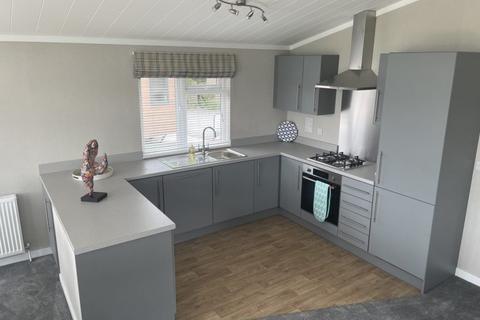 2 bedroom lodge for sale - Ladera Retreat Lodges