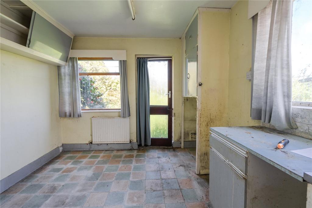 Kitchen (2)