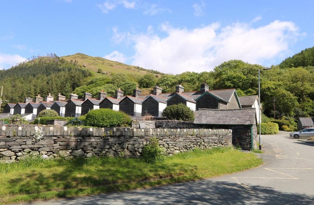 Tan Y Bryn Street, Abergynolwyn LL36 3 bed terraced house for sale £155,000