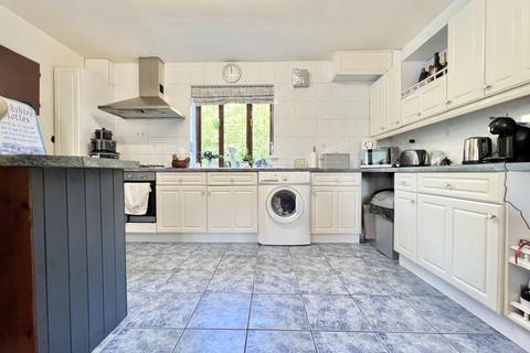 239 Bottom Boat Road, Stanley, Wakefield, WF3 4AX