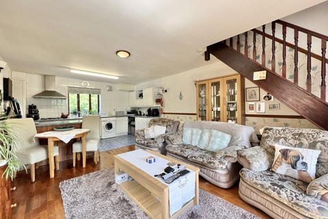 239 Bottom Boat Road, Stanley, Wakefield, WF3 4AX