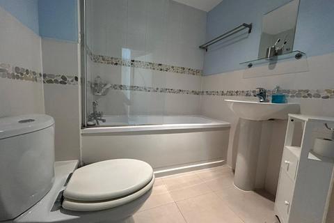 2 bedroom apartment to rent, Marchmont Place, Bracknell, Berkshire, RG12
