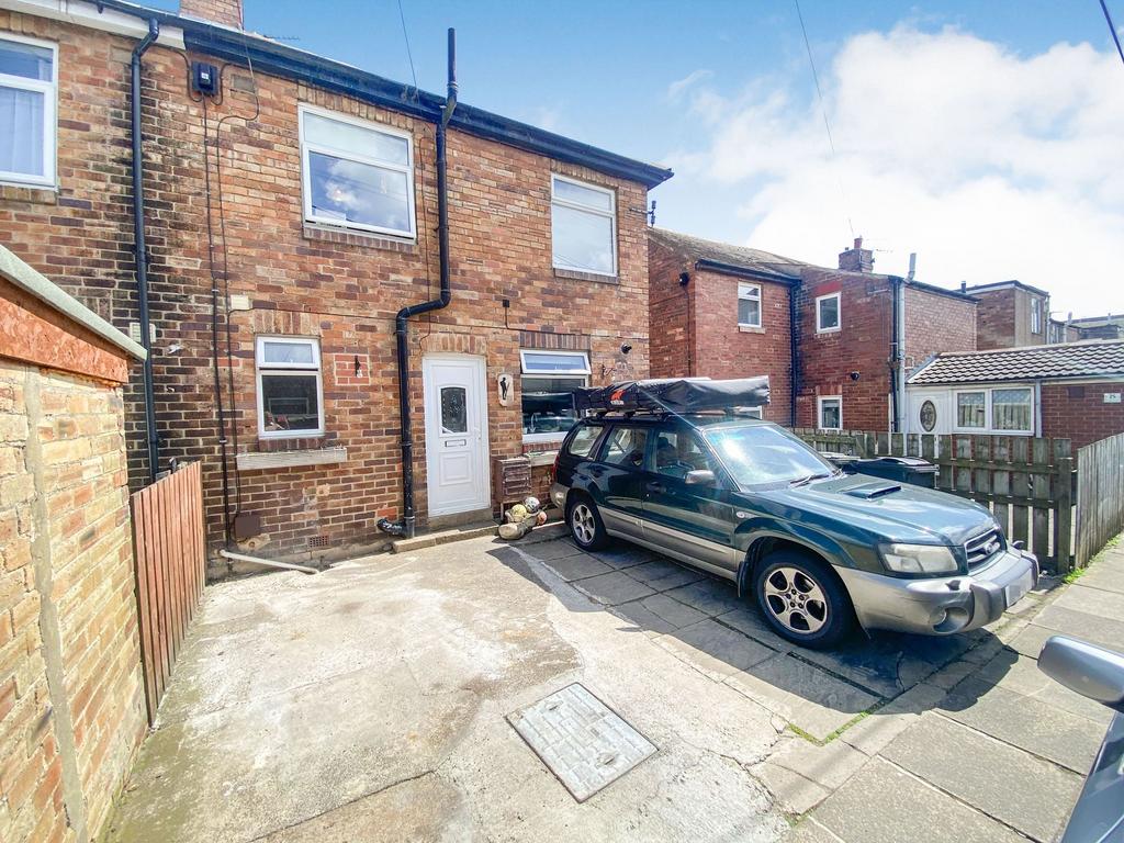 Ford View, Dudley, Cramlington, Tyne... 3 bed terraced house £110,000