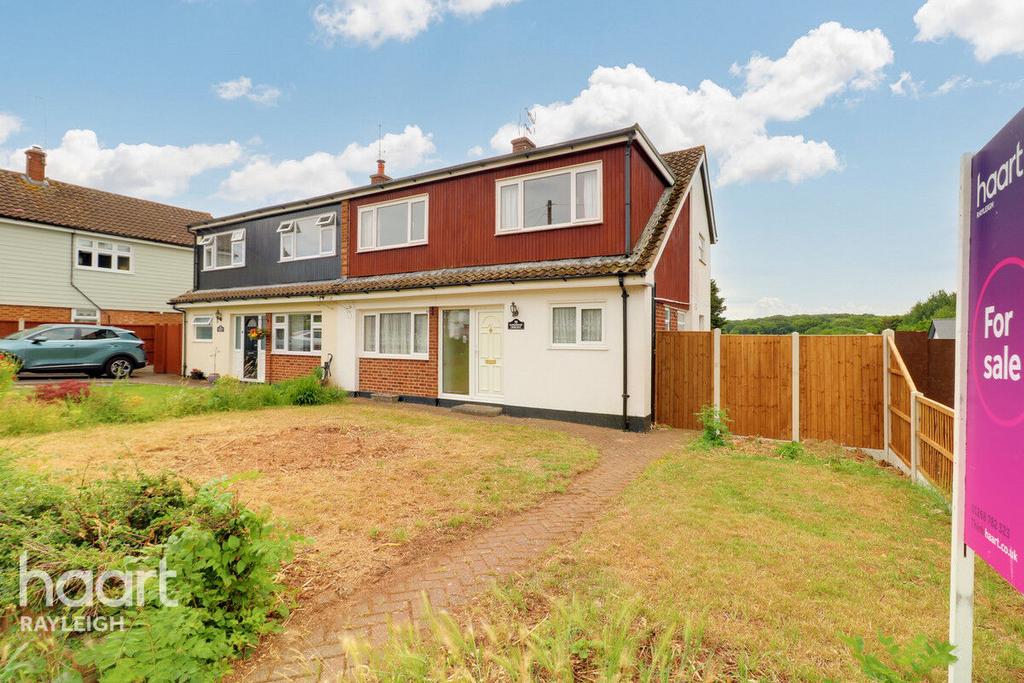 Kingswood Crescent, Rayleigh 4 bed semidetached house for sale £425,000