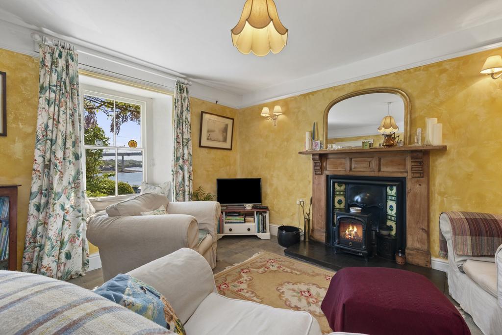 Burton, Milford Haven, Pembrokeshire, SA73 3 bed detached house for