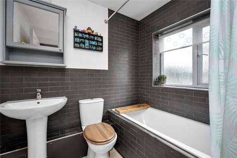 3 bedroom end of terrace house to rent, Locke King Road, Weybridge, Surrey, KT13