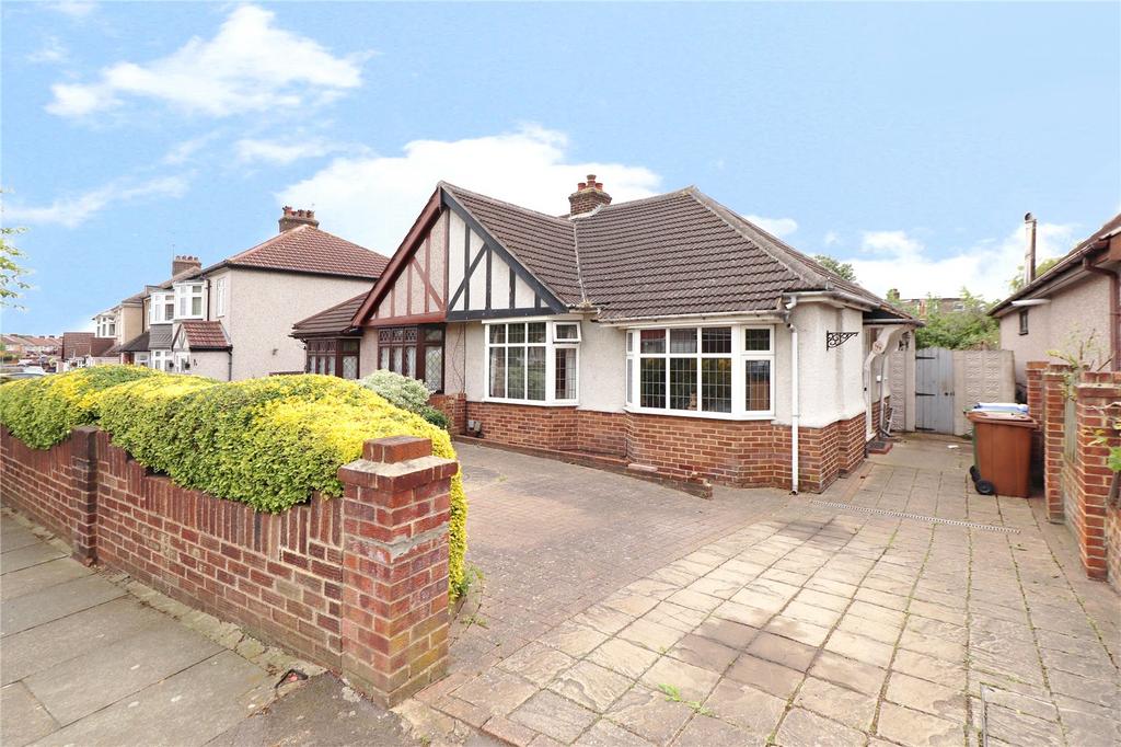 Rydal Drive, Bexleyheath, Kent, DA7 2 bed bungalow for sale £450,000