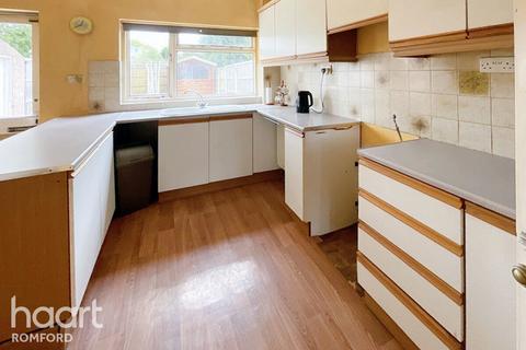 120 Pretoria Road, Romford, RM7 7BB