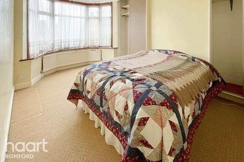 120 Pretoria Road, Romford, RM7 7BB