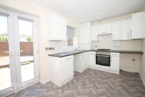 10 Chaucer Place, Blackpool, FY2 0GL