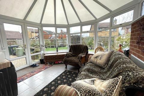 4 Blackthorn Drive, Syston, Leicester, LE7 1YT