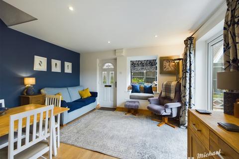 16 Batchelor Close, Aylesbury, HP20 2BX