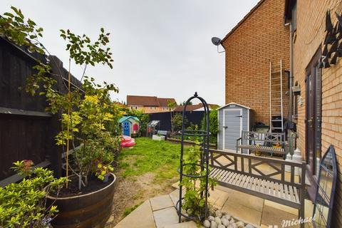 16 Batchelor Close, Aylesbury, HP20 2BX