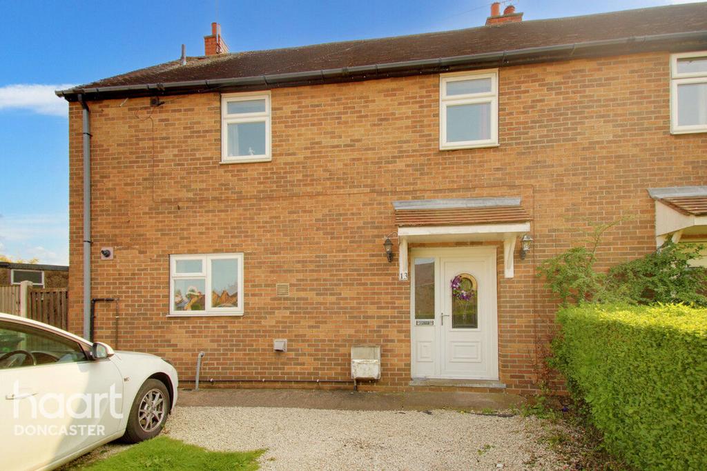 Melling Avenue, Sprotbrough, Doncaster 3 bed semidetached house for sale £190,000