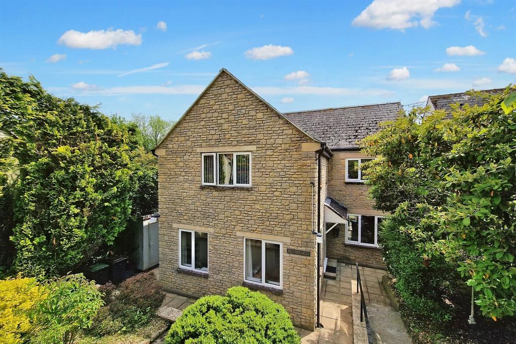 Loders 4 bed detached house for sale £600,000