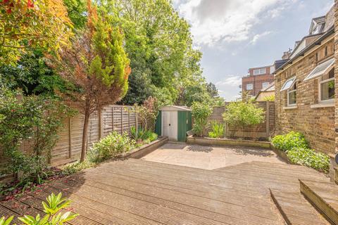 96d Sunningfields Road, London, NW4 4RH