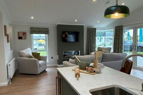 undefined, Waters Edge  Faringdon Grange Holiday Lodge Park, Faringdon  SN7