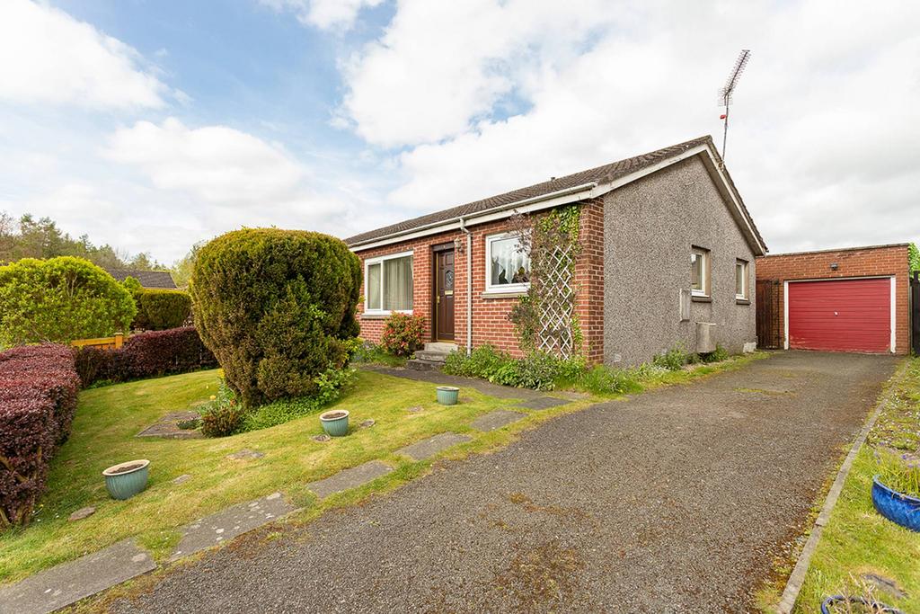 3 Ladywood, Clackmannan, FK10 4SX 2 bed semidetached bungalow for sale