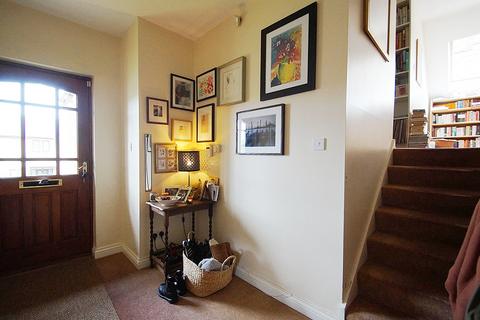 33a Springmeadow Lane, Uppermill, Oldham, OL3 6HW