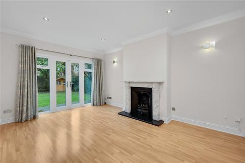 5 bedroom detached house to rent, Hayward Road, Thames Ditton, Surrey, KT7