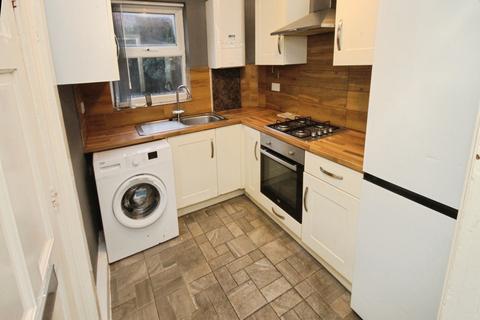 3 bedroom terraced house to rent, Abbeydale Road, Sharrow, Sheffield, S7
