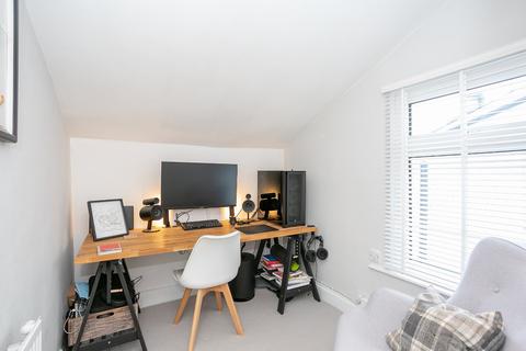 54 Oxhey Avenue, Watford, WD19 4HG