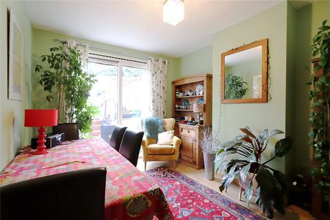 3 bedroom semi-detached house for sale - Commonwealth Way, Abbey Wood, London, SE2