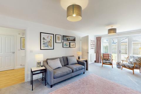 4 bedroom detached house to rent, Riverside Walk, Otley, West Yorkshire
