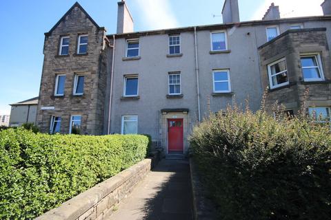 3 bedroom flat to rent, Gorgie Road, Edinburgh, EH11