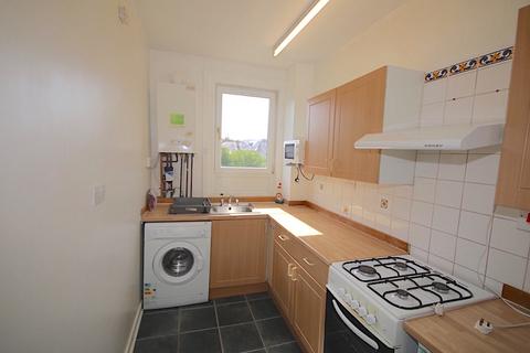 3 bedroom flat to rent, Gorgie Road, Edinburgh, EH11