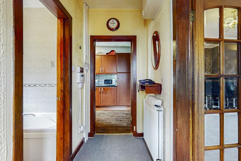 902 Carntyne Road, Glasgow, G32 6NE