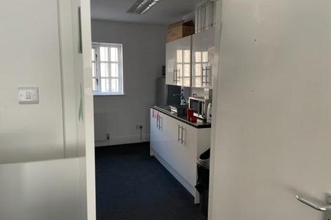 Property to rent, Suite 1 2nd Floor, 69/71 Lever St
