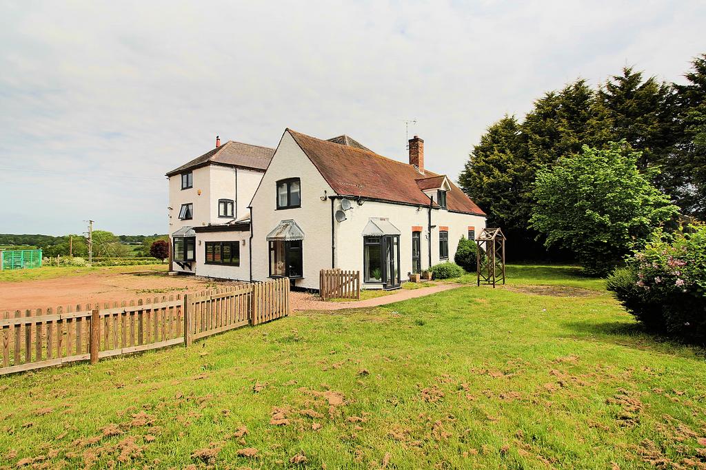 Earl Shilton Road, Thurlaston, LE9 8 bed farm house - £1,250,000