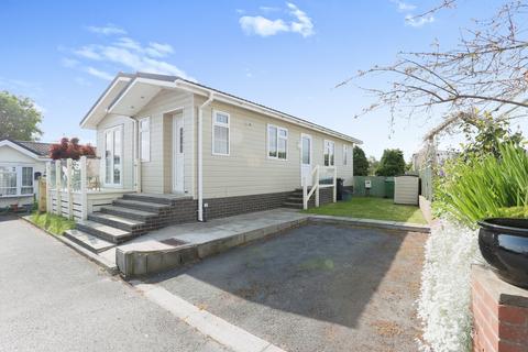 2 bedroom park home for sale - Delamere Grove, Northwich, Cheshire, CW8