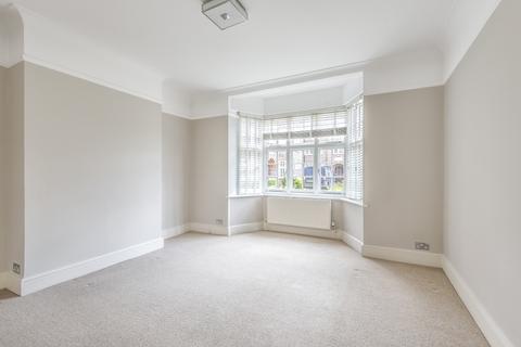 2 bedroom apartment to rent - Grove Crescent Kingston Upon Thames KT1