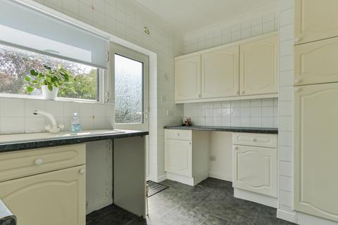 2 bedroom detached bungalow for sale, Cave Crescent, Cottingham,  HU16 5LA