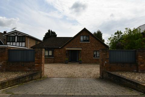 4 bedroom detached house for sale, Old Nazeing Road, Broxbourne EN10